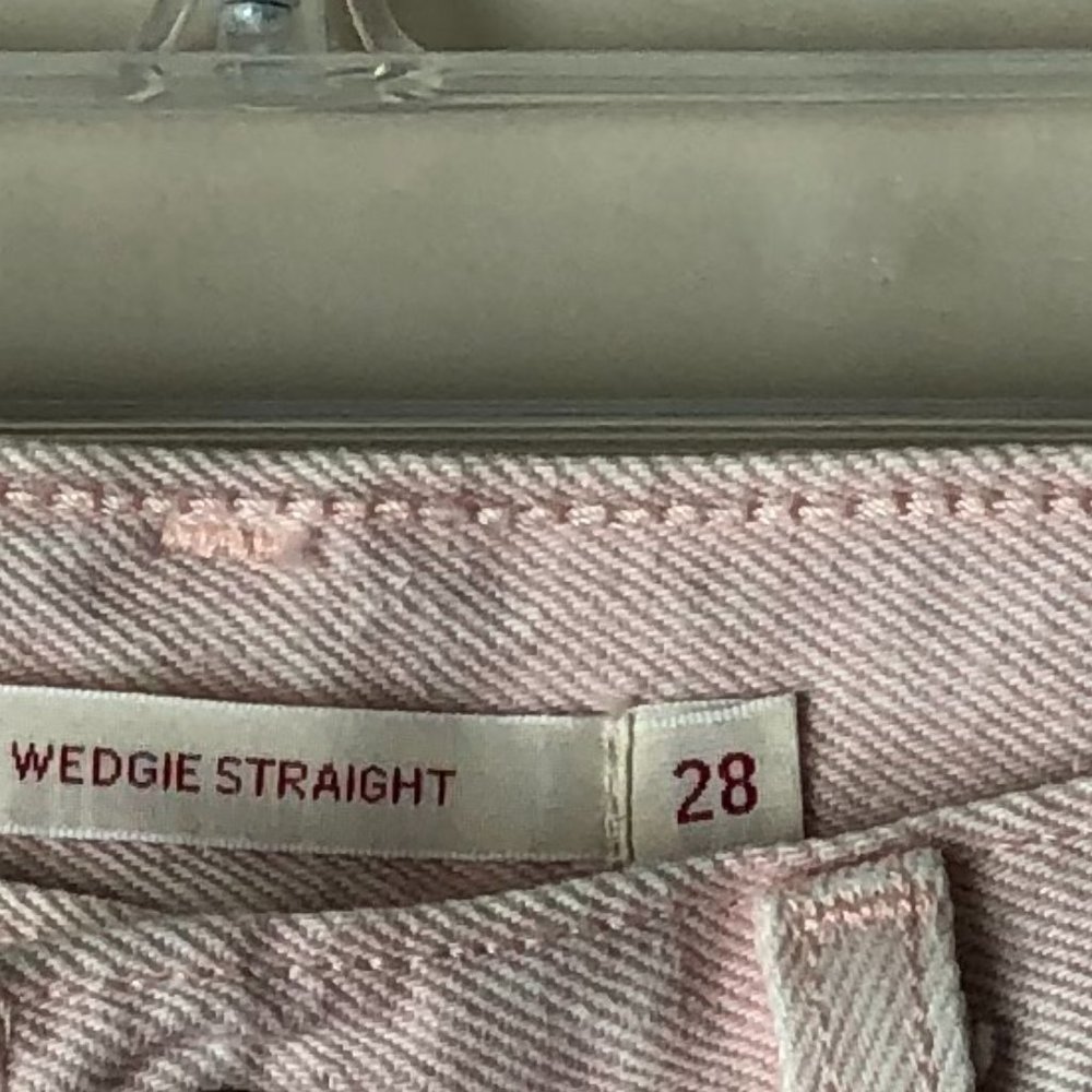 LEVI'S WEDGIE STRAIGHT JEANS - Picture 10 of 10